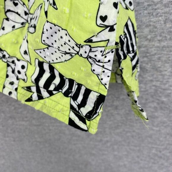 Heart Soul Scrub Top Womens Extra Small Green Bows Short Sleeve Nurse Uniforms - Picture 7 of 11